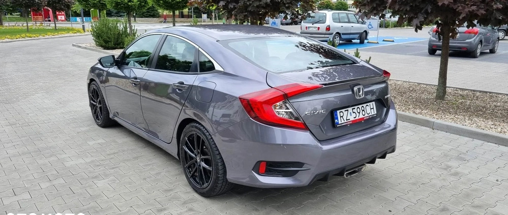 Honda Civic cena 73599 przebieg: 50000, rok produkcji 2020 z Rzeszów małe 172